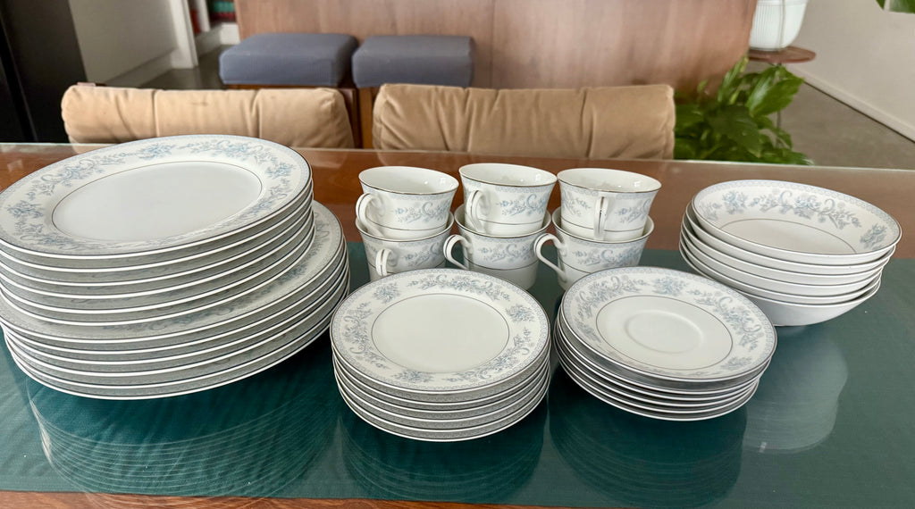 Mikasa Dresden Rose L9009 Collection